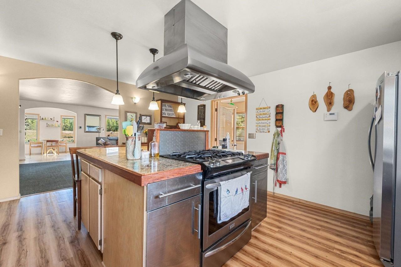 1005 N 3rd St E #1 - Photo 6 of 12