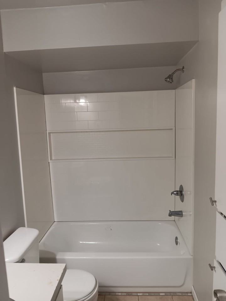 125 E Cuero St #1 - Photo 3 of 9