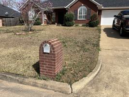 featured image of 302 Red Oak Ln #1