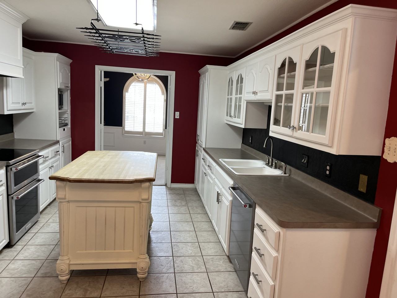 302 Red Oak Ln #1 - Photo 7 of 13