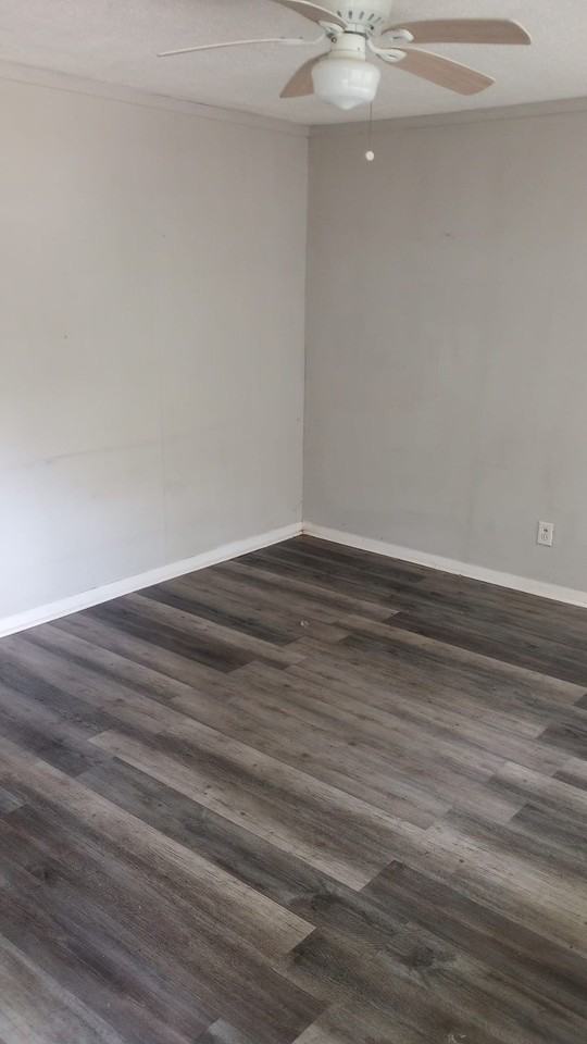 1474 Elaine St #1 - Photo 7 of 7