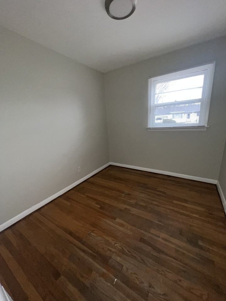 1006 Highmont Dr #1 - Photo 6 of 10