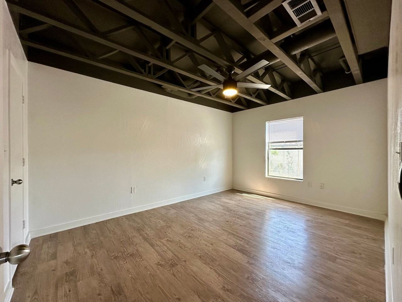 Allen Place - Photo 3 of 21