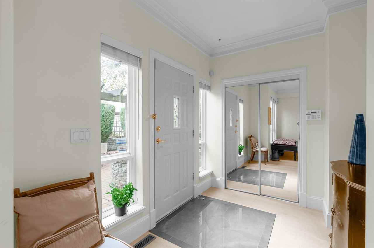 251 11th Street East #6 - Photo 3 of 18