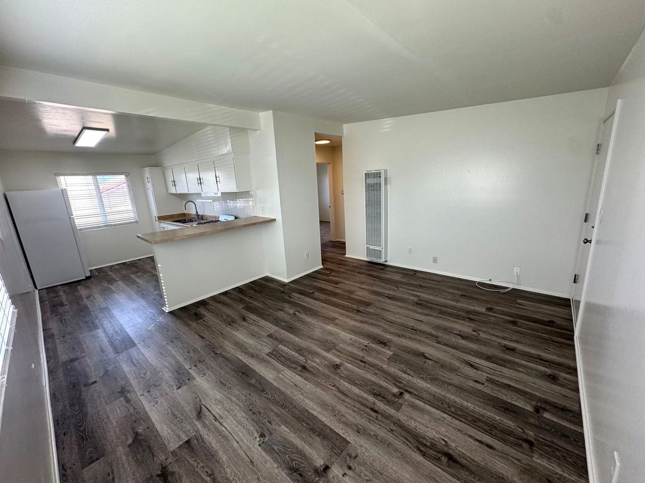 4921 Nautilus St #D - Photo 6 of 20
