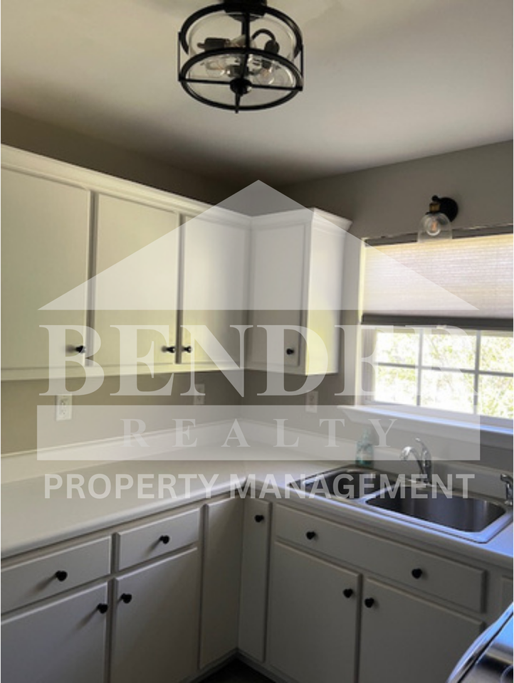 1320 Highland Ave Nw - Photo 4 of 16