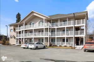 featured image of 3725 E 43rd Pl