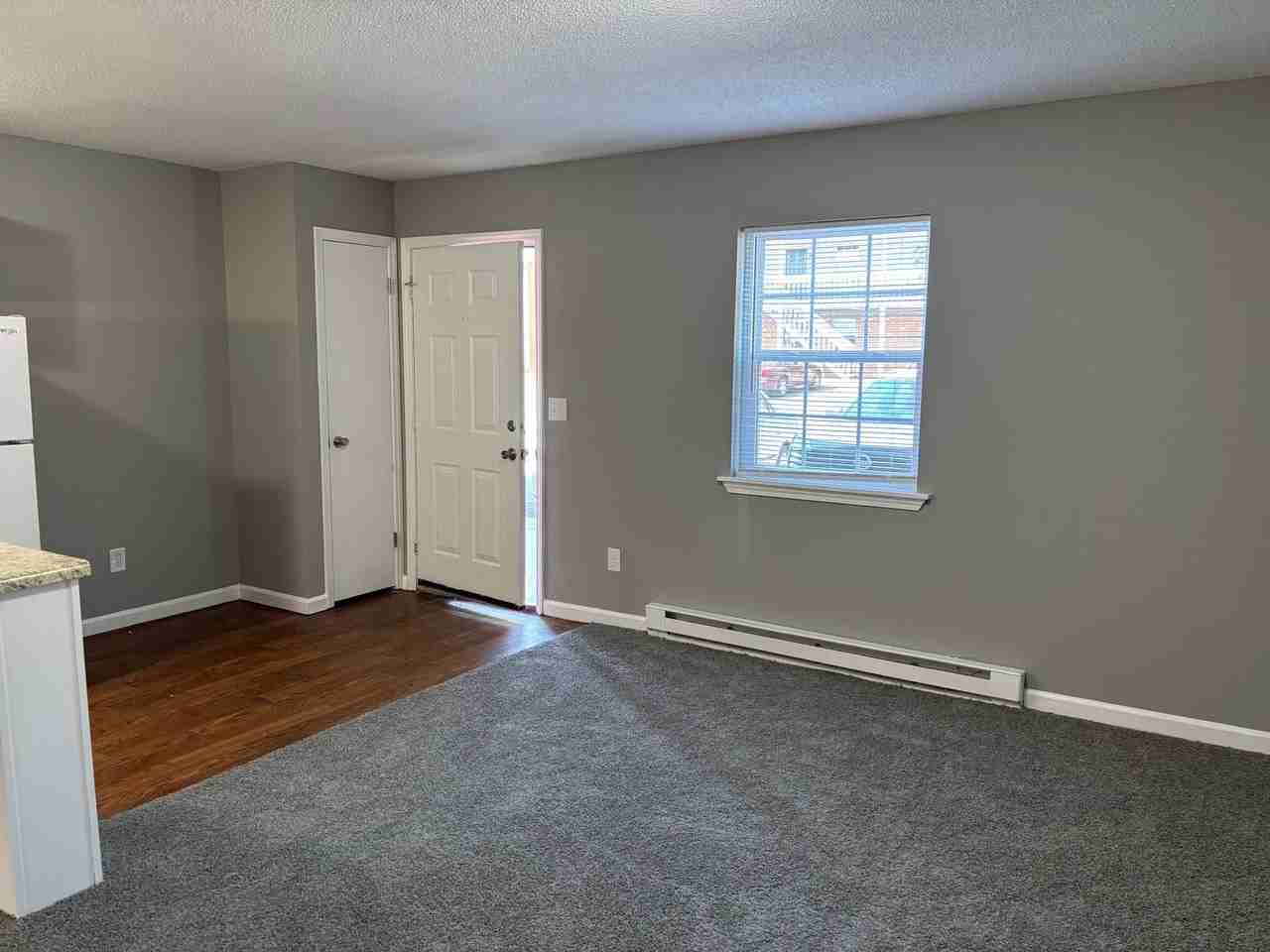 DUBLIN SQUARE APTS - Photo 4 of 28