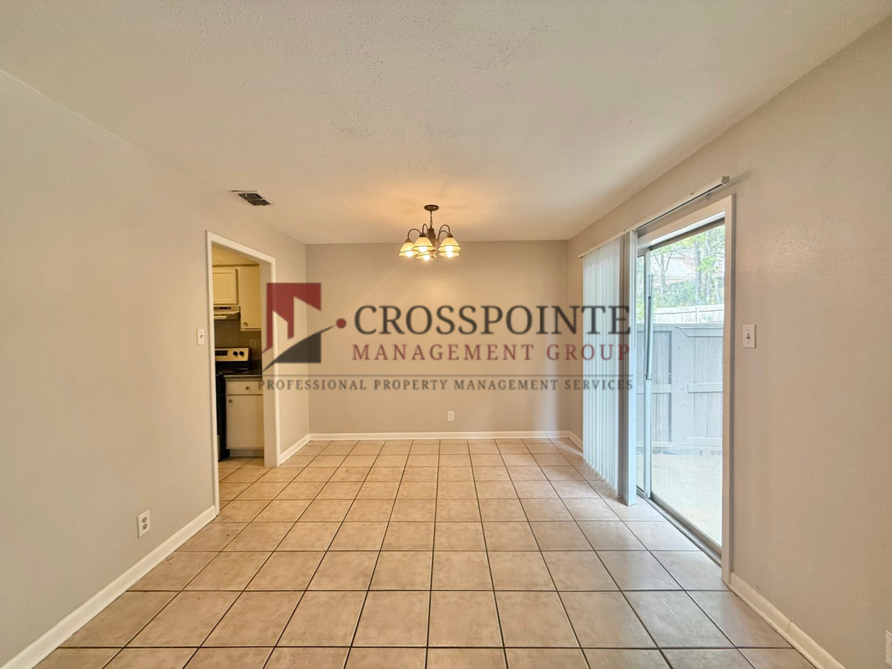 Wyndham Hill Apartments conveniently located in Southeast Tyler - Photo 5 of 38