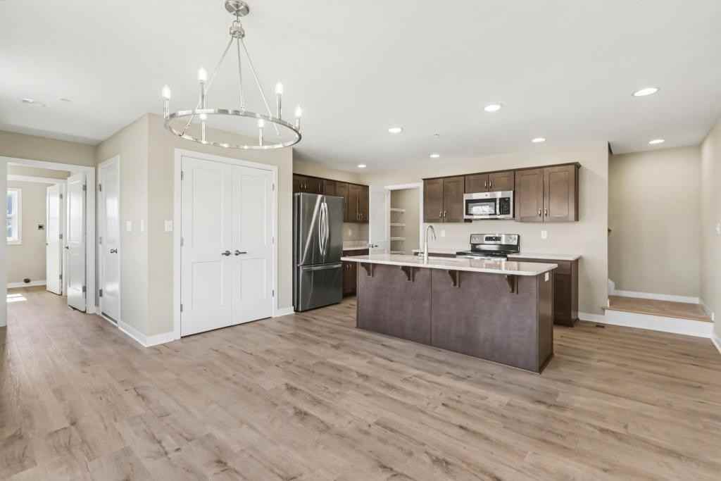 7213 White Oak Blvd - Photo 4 of 22