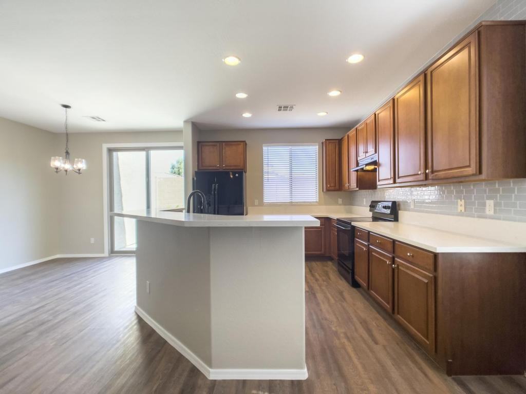 2622 W Florentine Rd - Photo 3 of 5