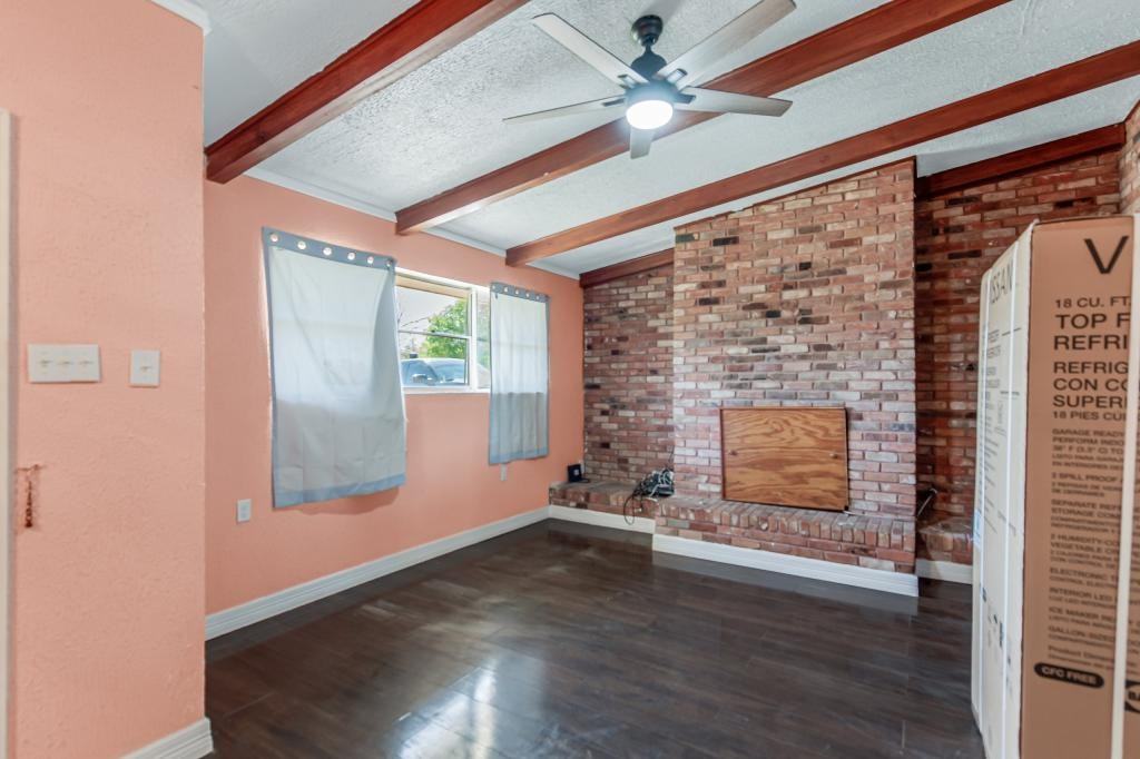 207 S Temple St - Photo 7 of 22