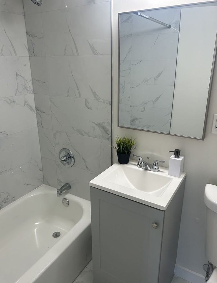 1050 Tyson Ave. - Photo 6 of 9