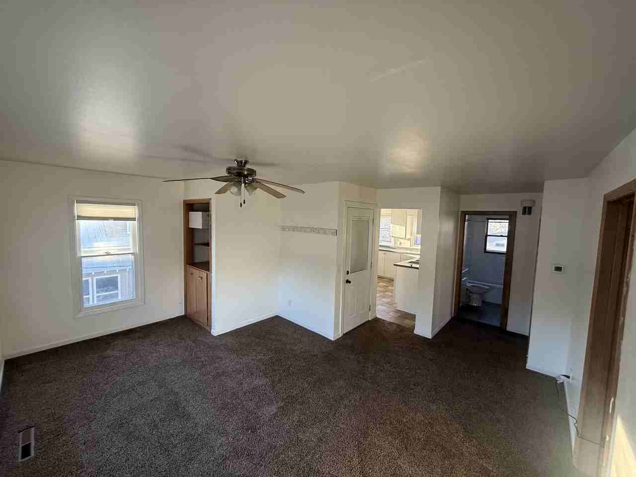 824 1st Ave Nw #2 - Photo 2 of 7