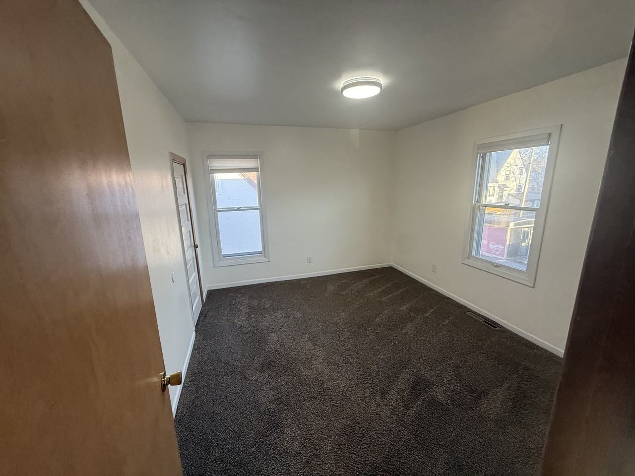 824 1st Ave Nw #2 - Photo 5 of 7