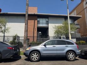 5643 Carlton Way ##8 - Photo 1 of 1