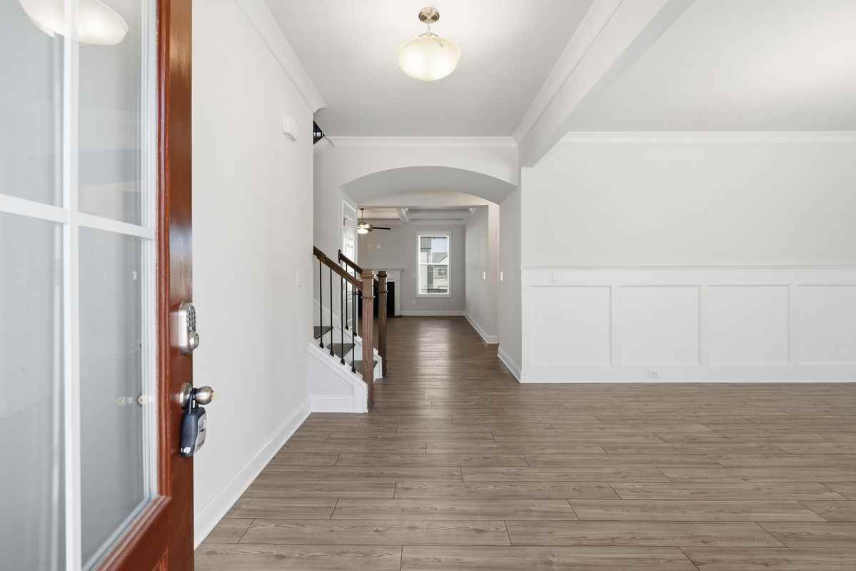 1752 Dover Creek Lane - Photo 4 of 47