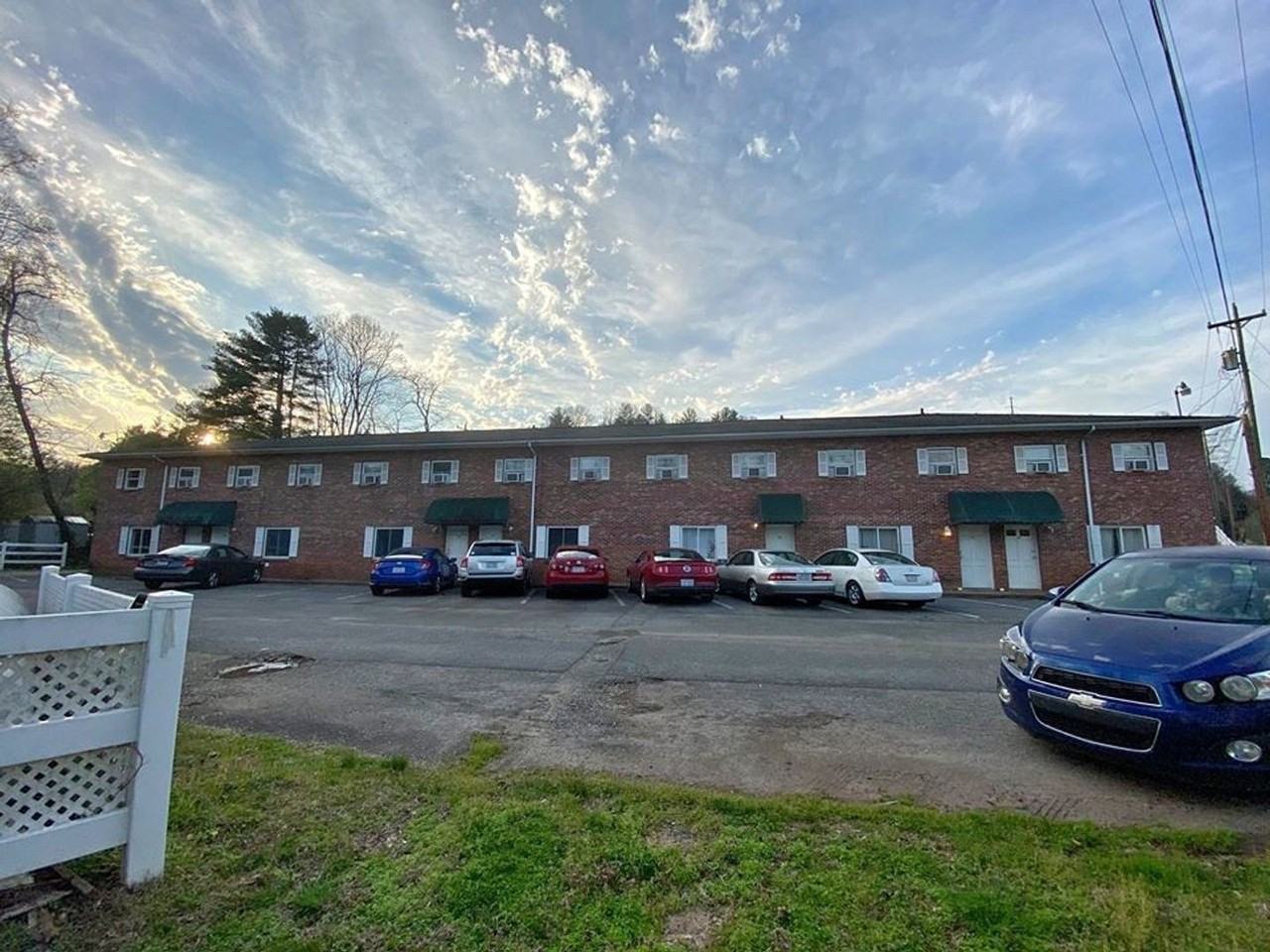 Discover Comfortable and Affordable Living at Campus Apartments West - Photo 4 of 33