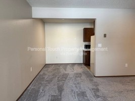 featured image of 1445 W Gateway Cir S #8