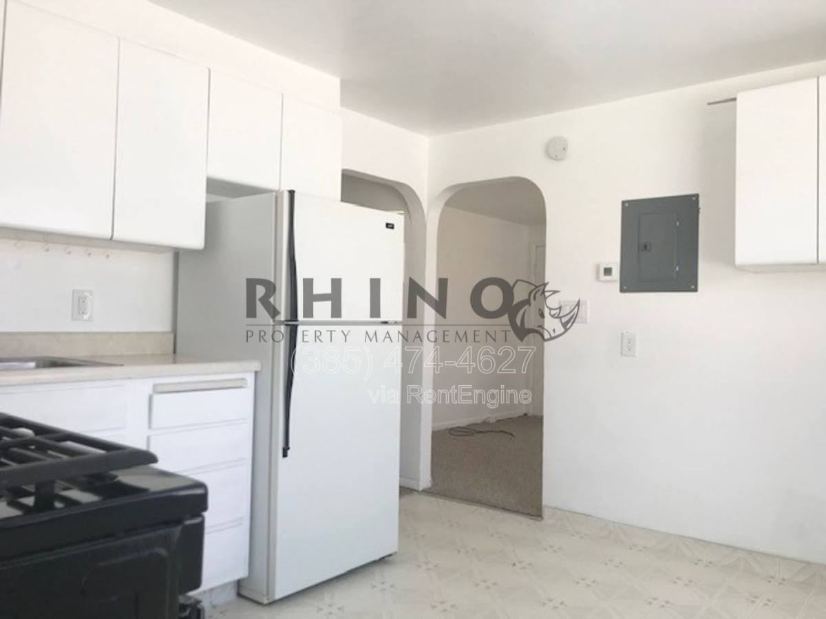 771 S Coleman St - Photo 2 of 10