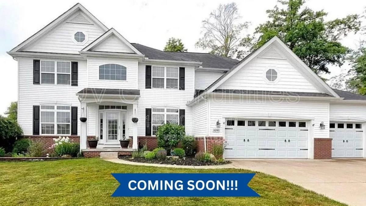 8240 Talbot Cir - Photo 3 of 10