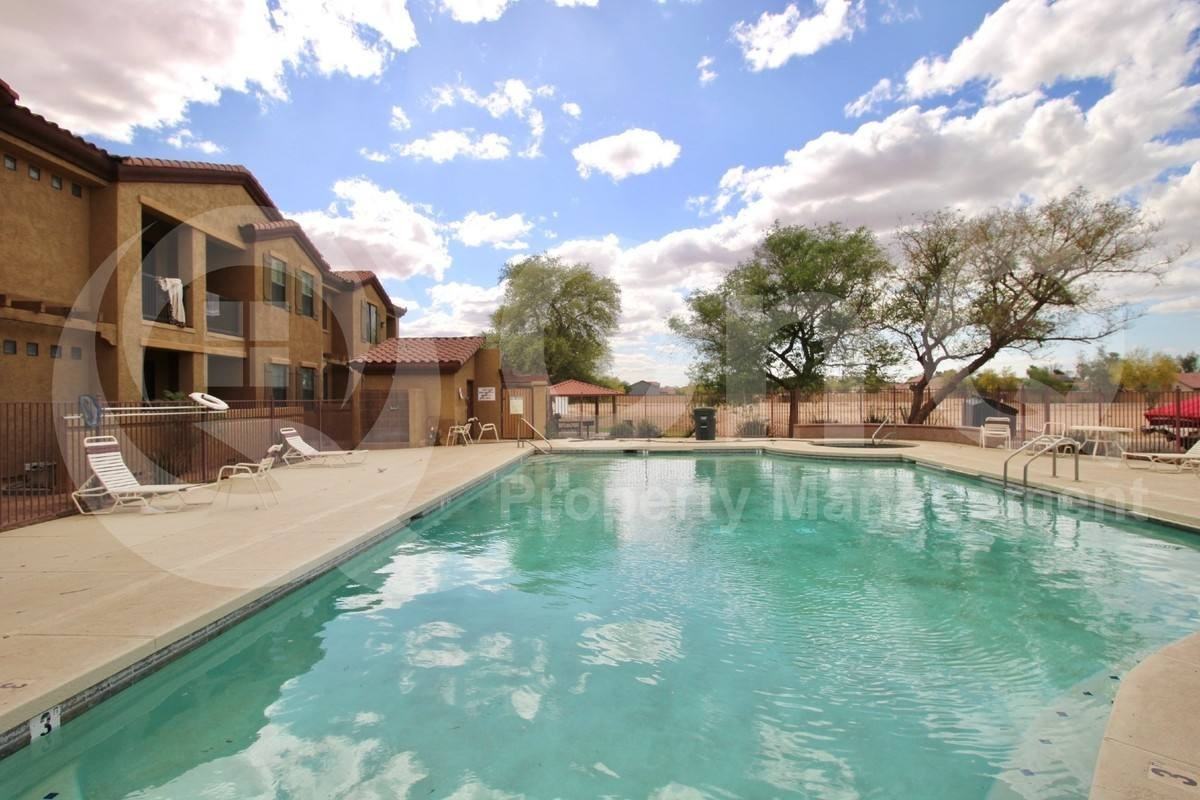 1456 E 9th St #187 - Photo 6 of 9