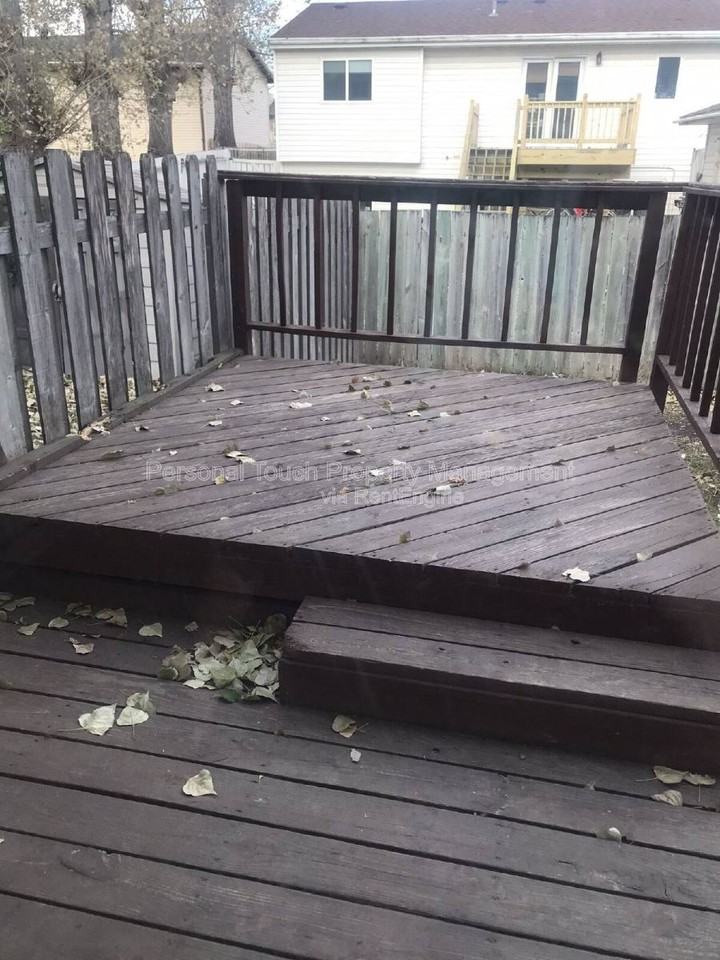 440 22nd St E - Photo 4 of 10