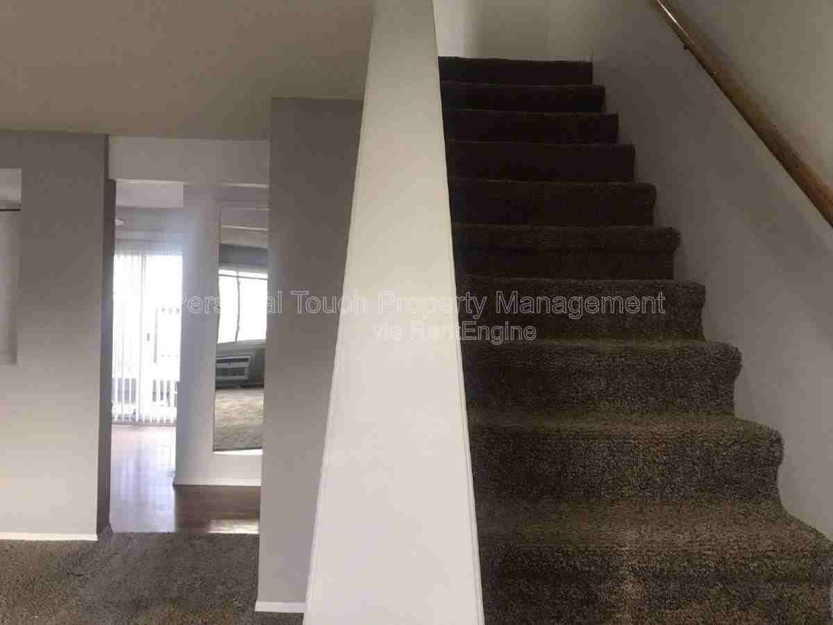 440 22nd St E - Photo 6 of 10