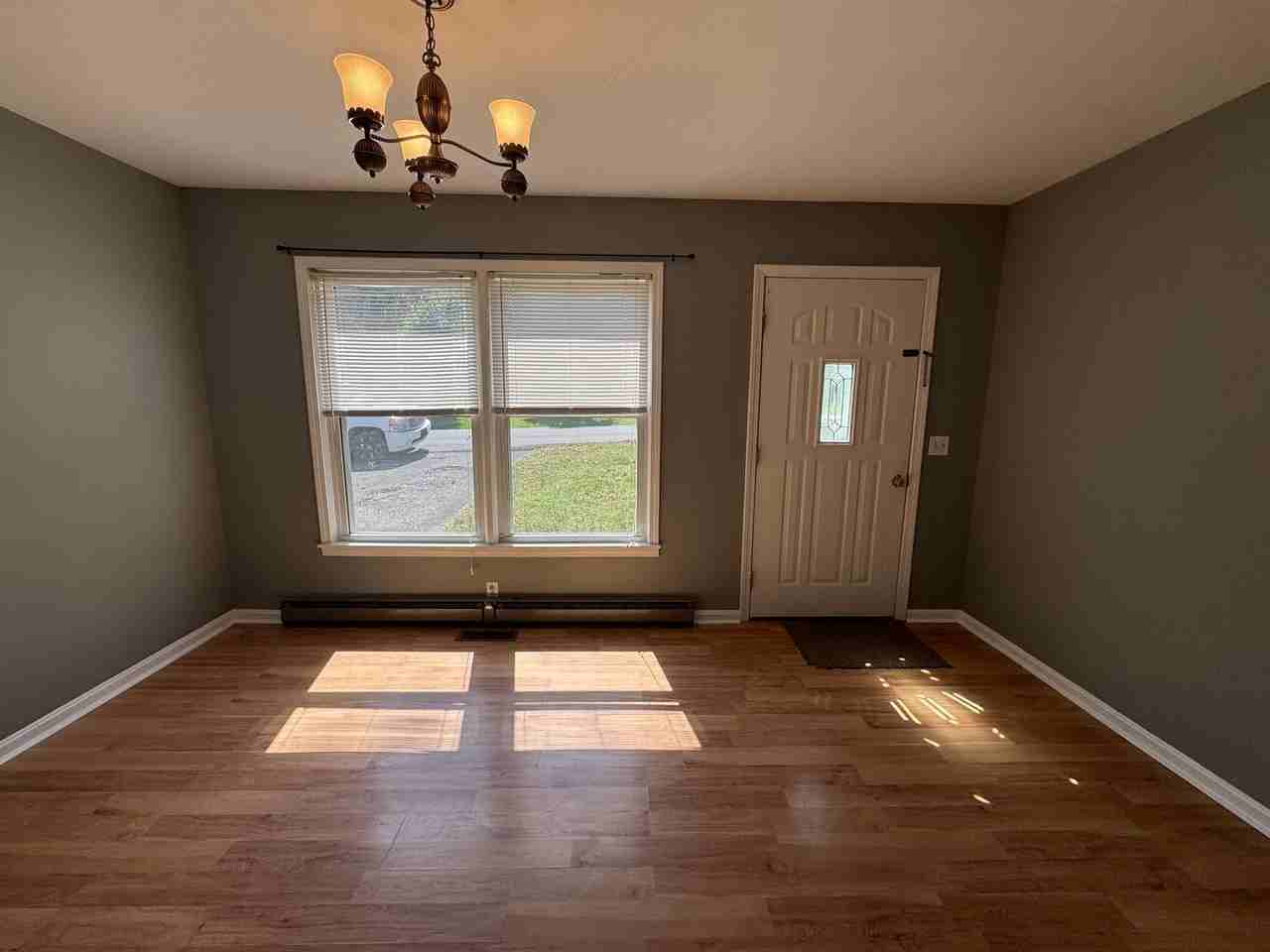 1634 Hamilton Ave - Photo 3 of 17