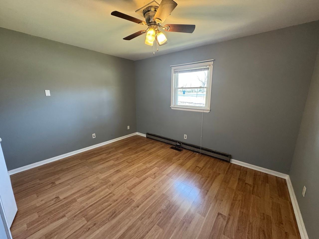 1634 Hamilton Ave - Photo 7 of 17