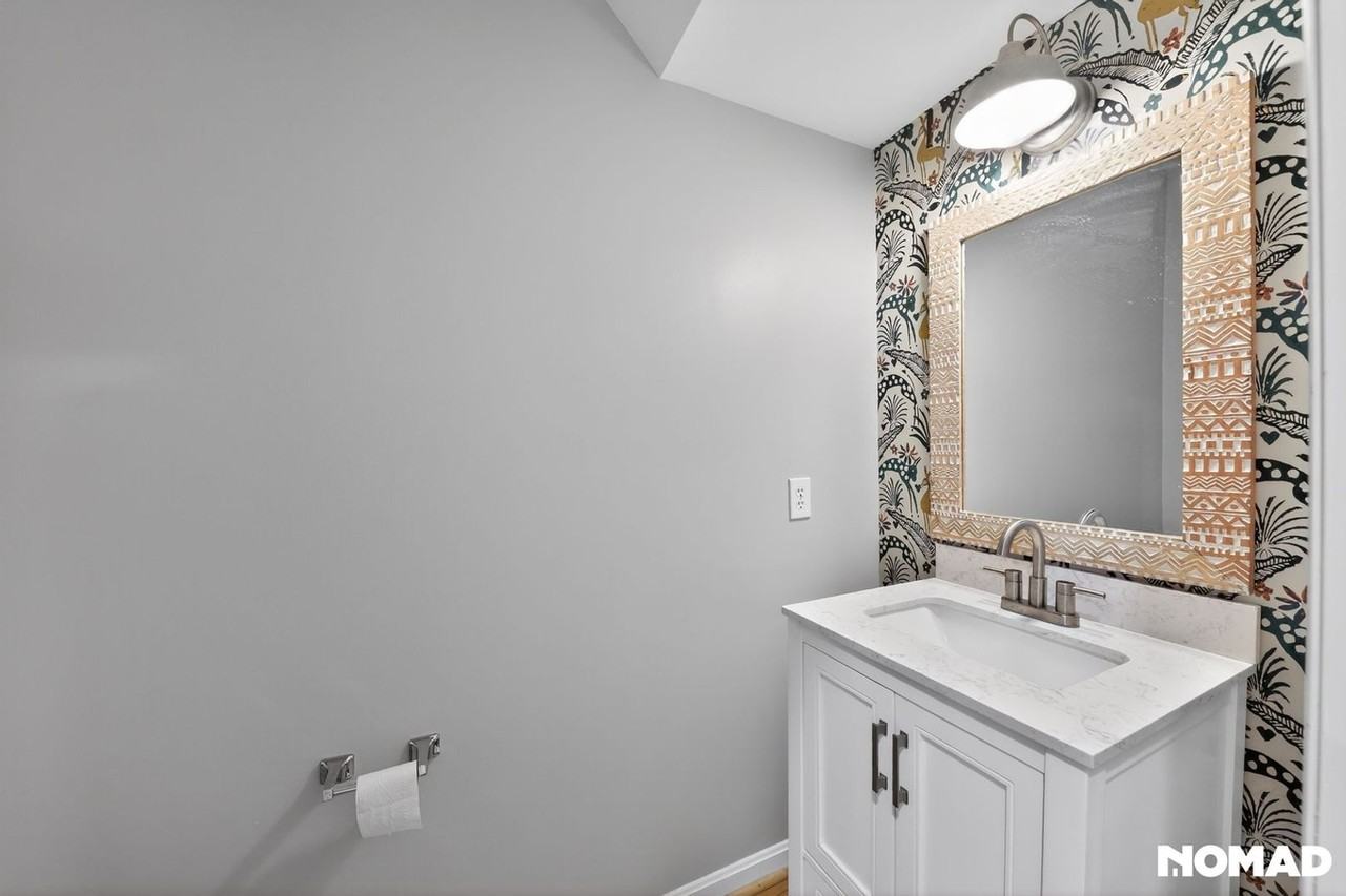 929 Weninger Cir - Photo 7 of 33