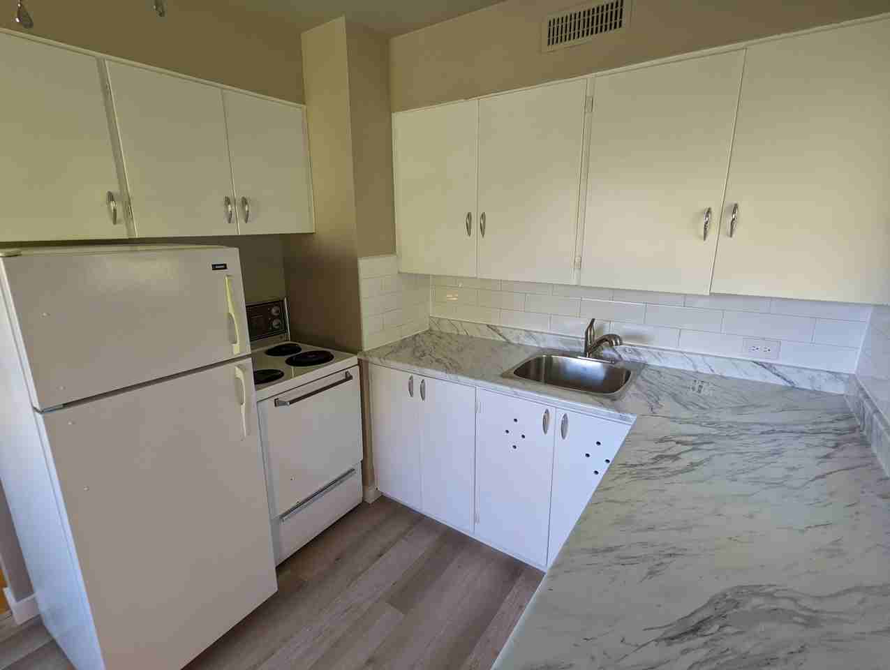 Heritage Trail Apartments 1 - Photo 4 of 11