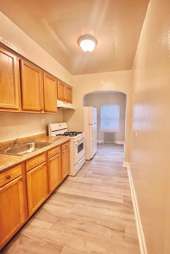 220 Allison St NW - Photo 3 of 18