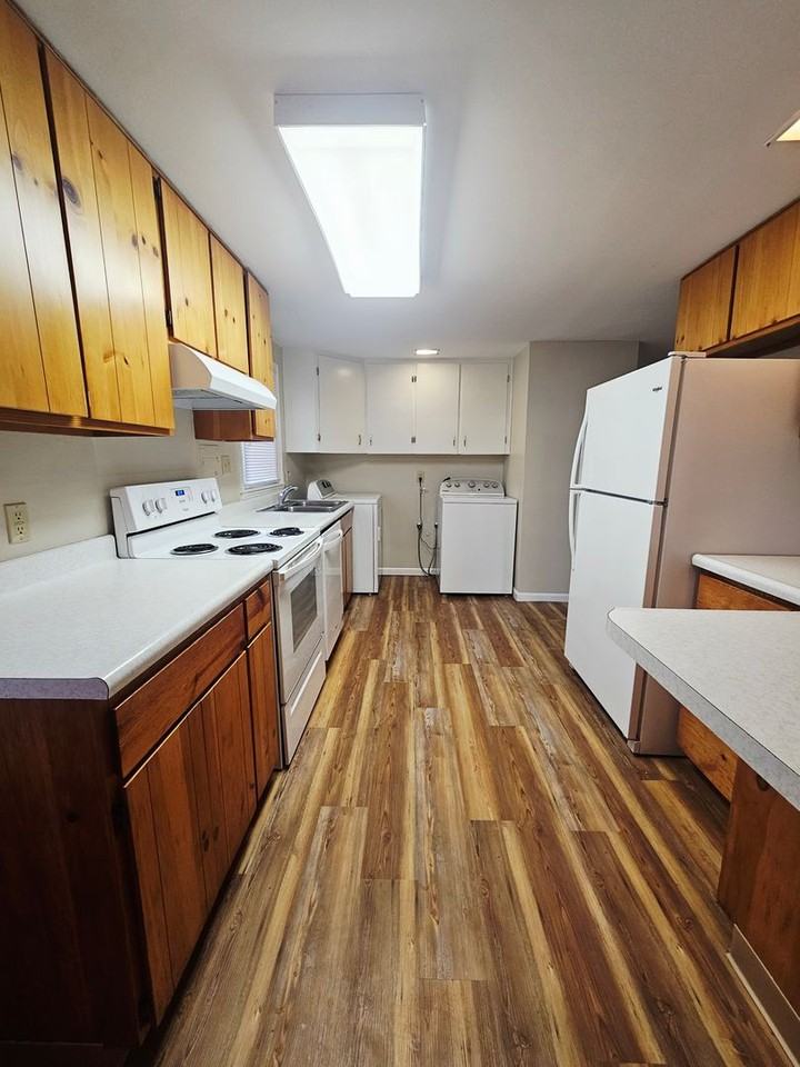 4444 Seeaire St - Photo 7 of 20
