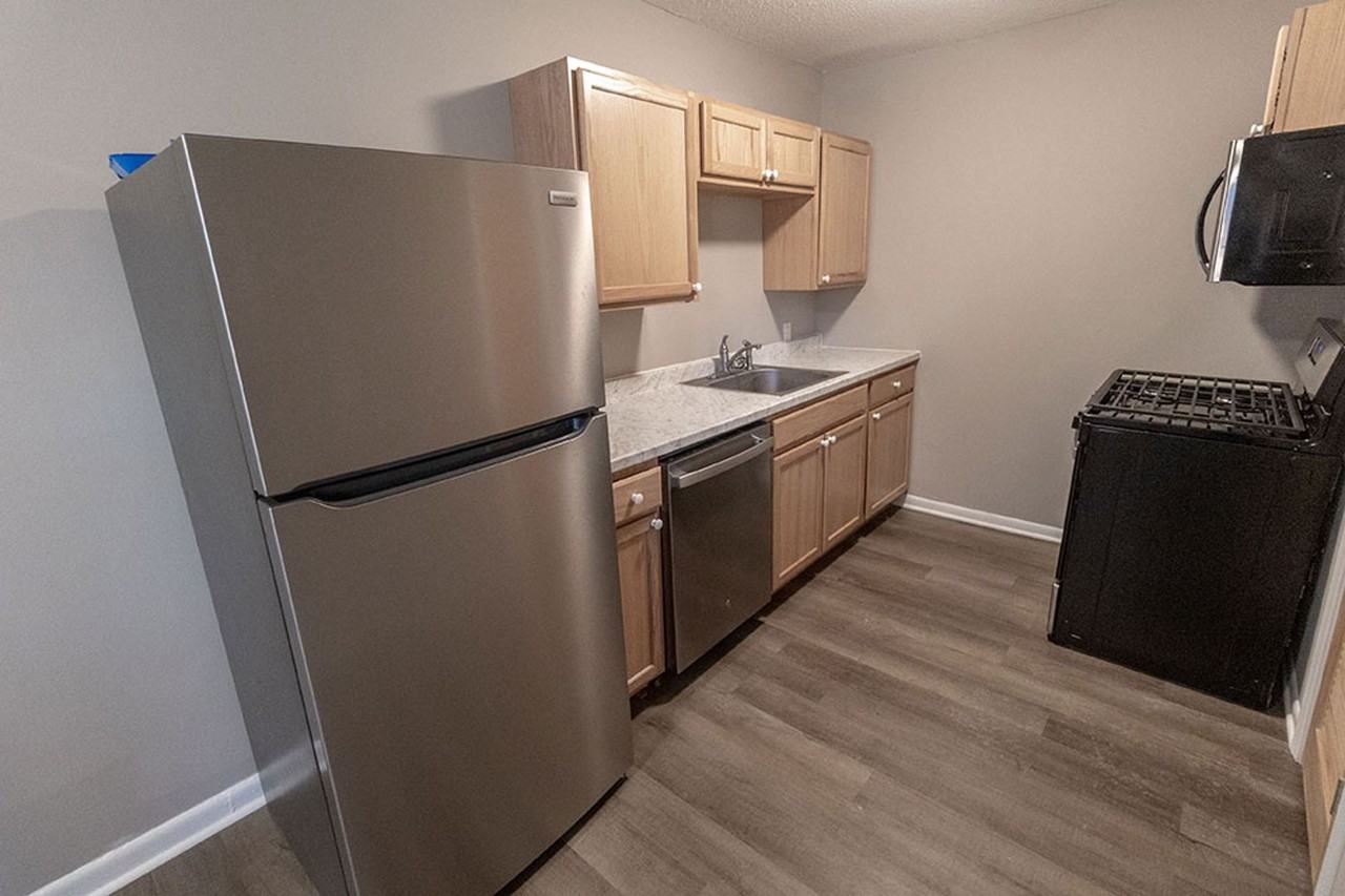 213 N Ann St #7 - Photo 2 of 18