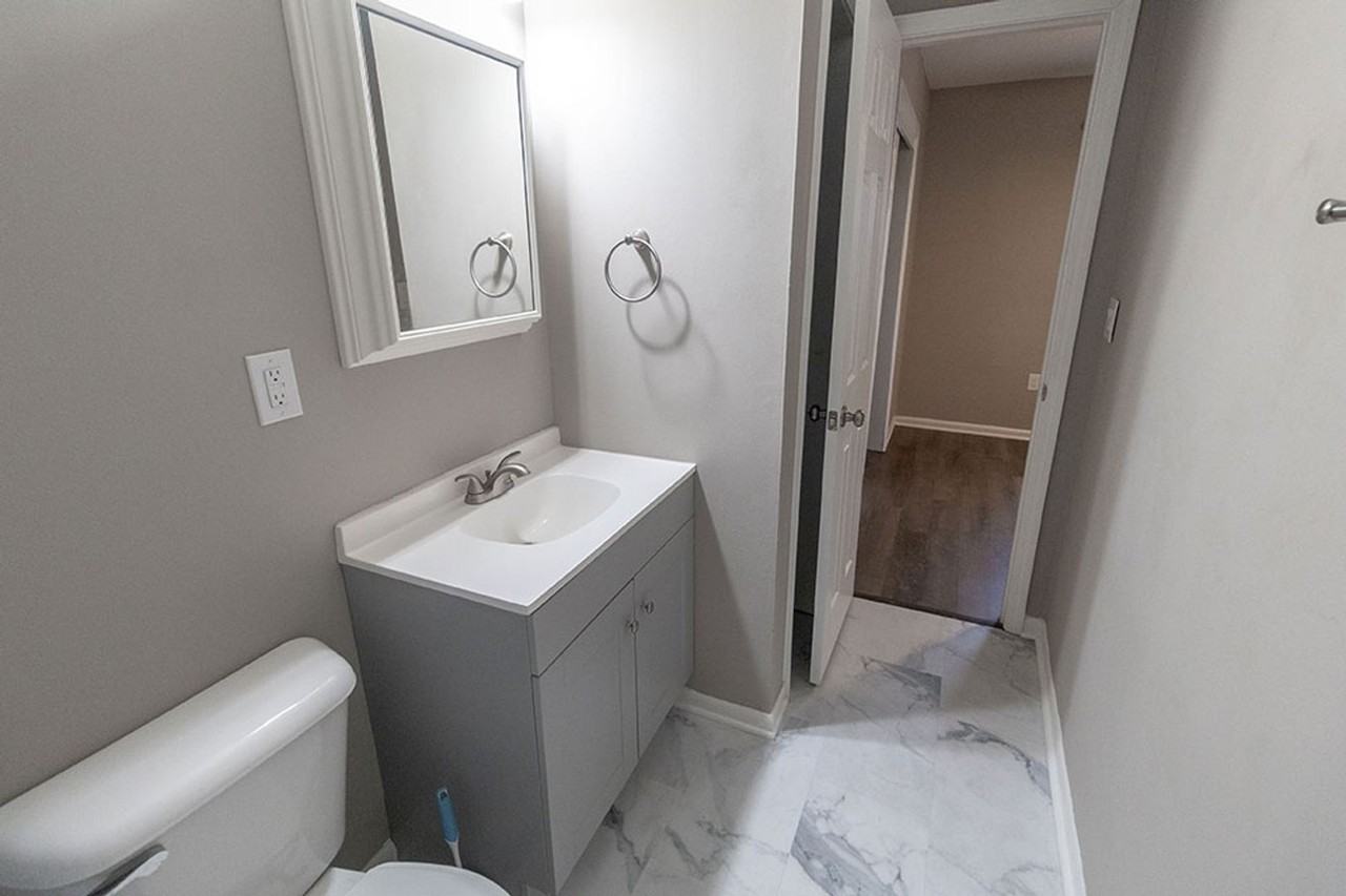 213 N Ann St #7 - Photo 4 of 18