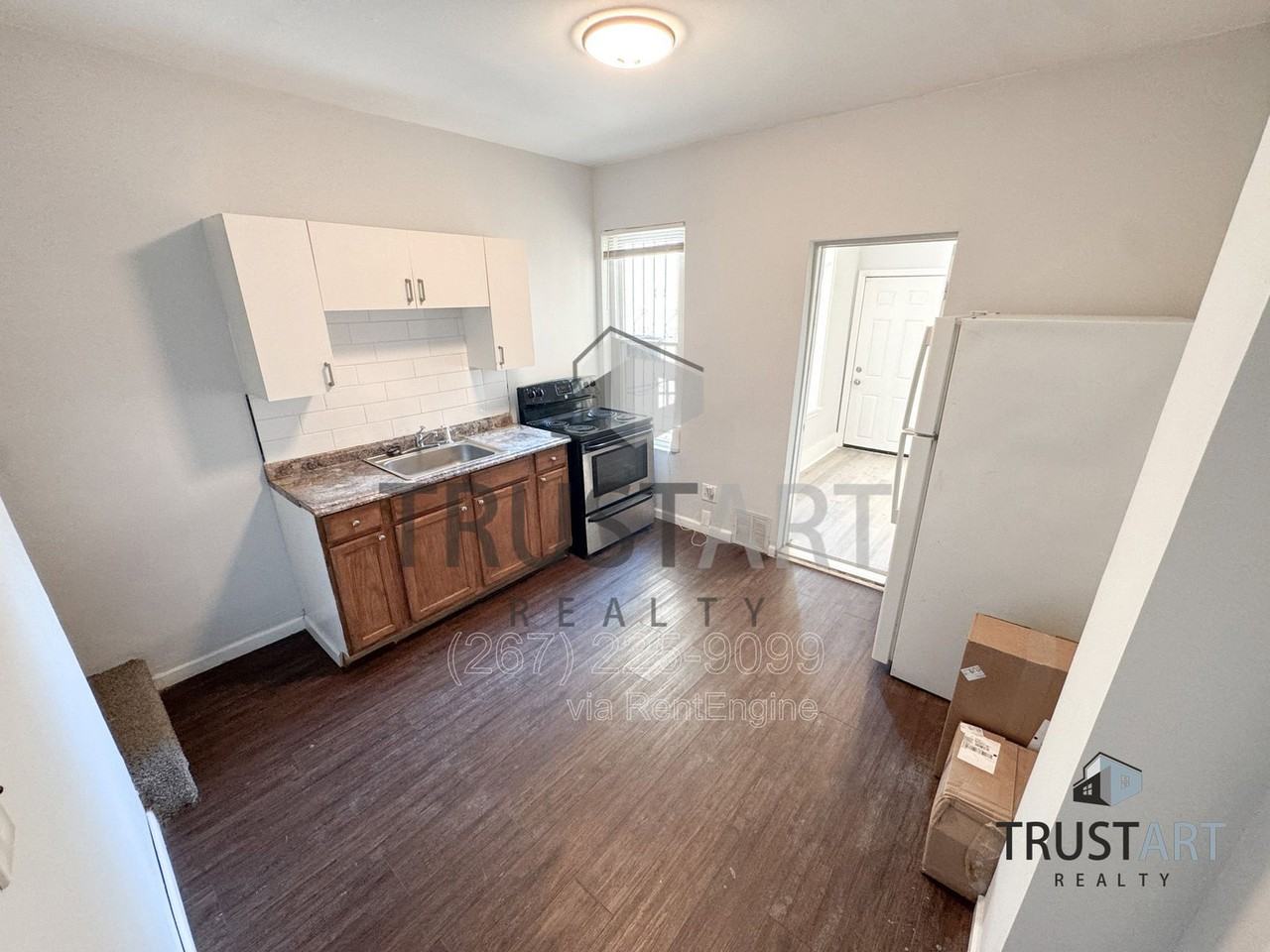 2629 N Palethorp St #1 - Photo 3 of 14