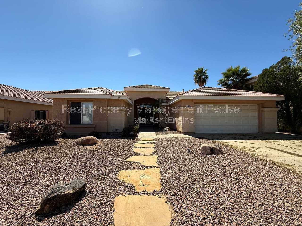 1007 W Cooley Dr - Photo 4 of 27