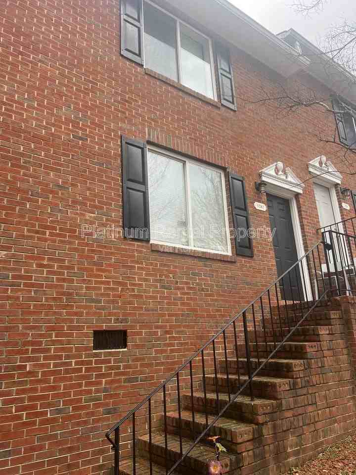 3282 Highpoint Ct - Photo 2 of 18