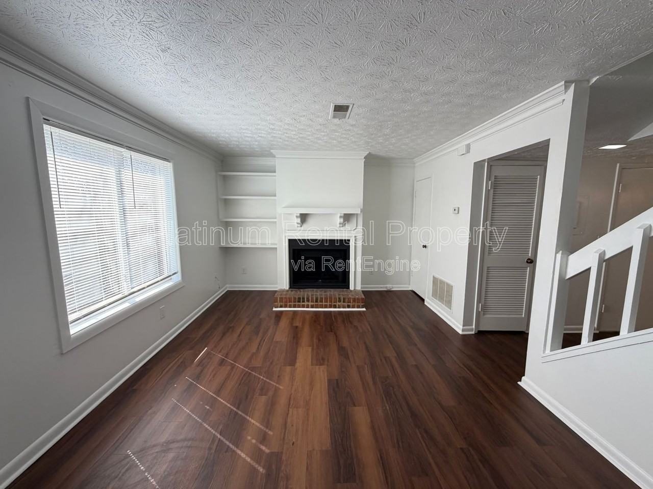 3282 Highpoint Ct - Photo 5 of 18