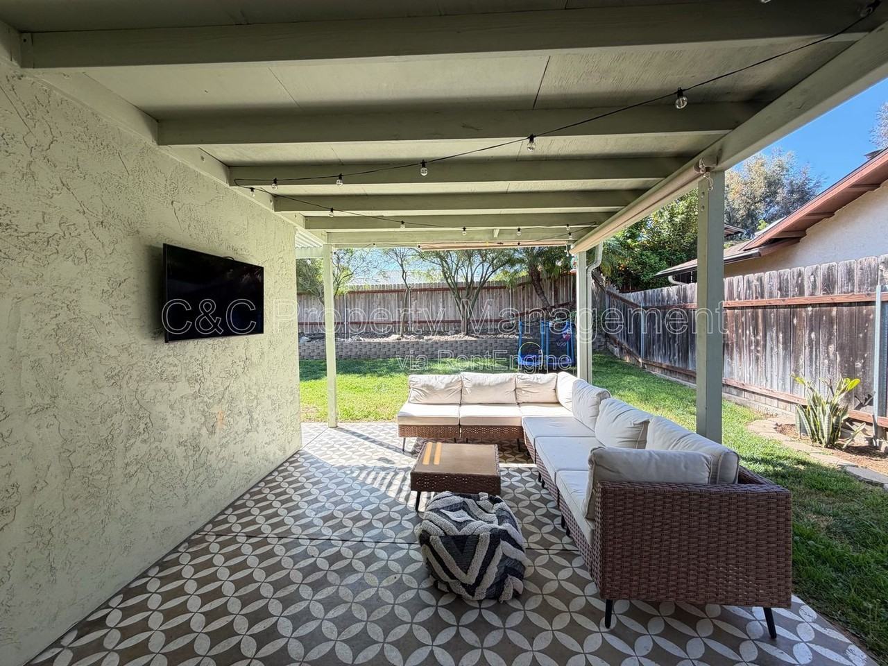 849 Loganberry Ct - Photo 5 of 17