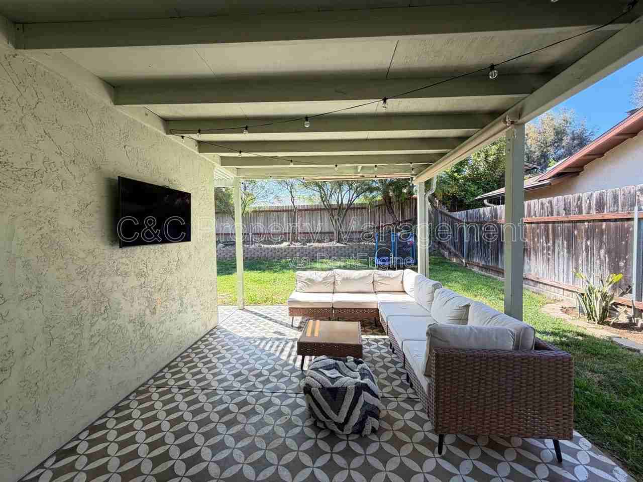 849 Loganberry Ct - Photo 7 of 17