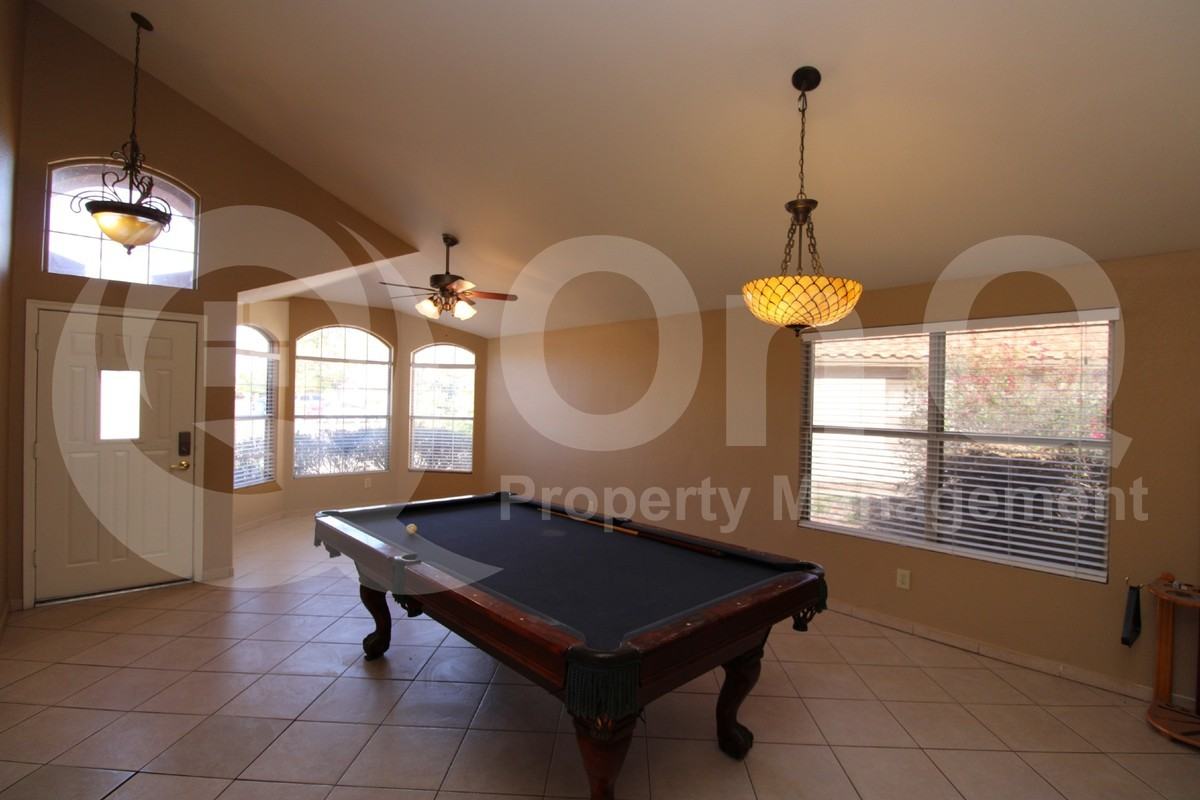 281 S Chippewa Pl - Photo 7 of 22