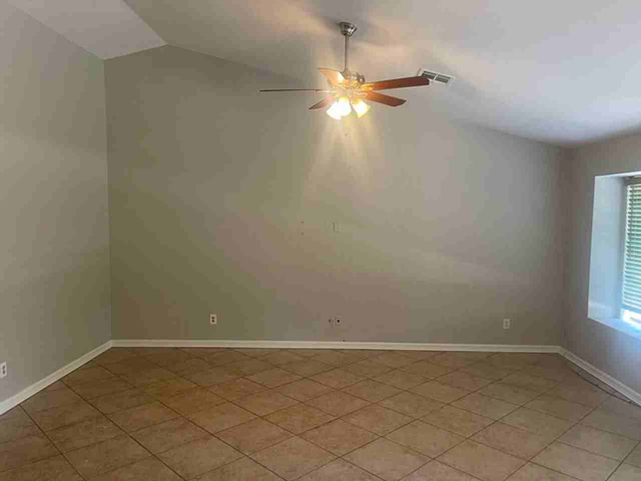 16435 S 43rd St - Photo 2 of 17