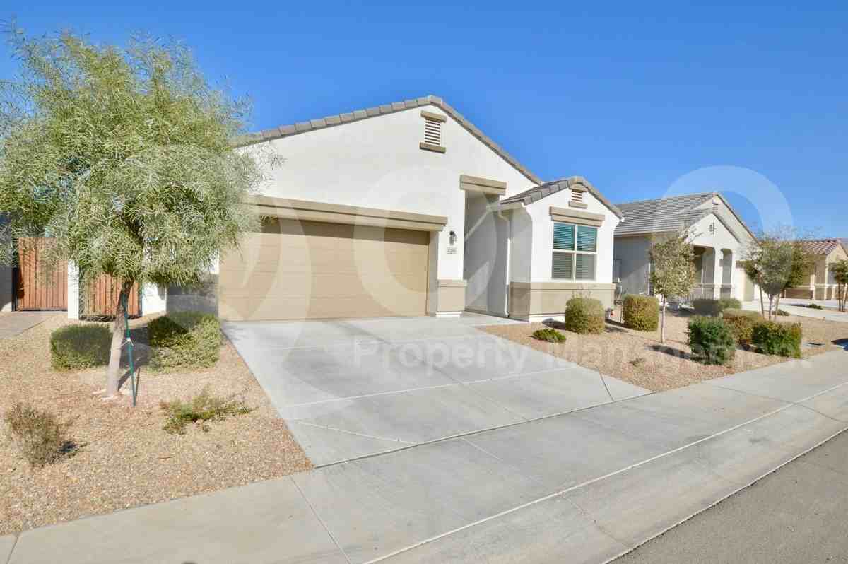 41296 W Jenna Ln - Photo 2 of 22