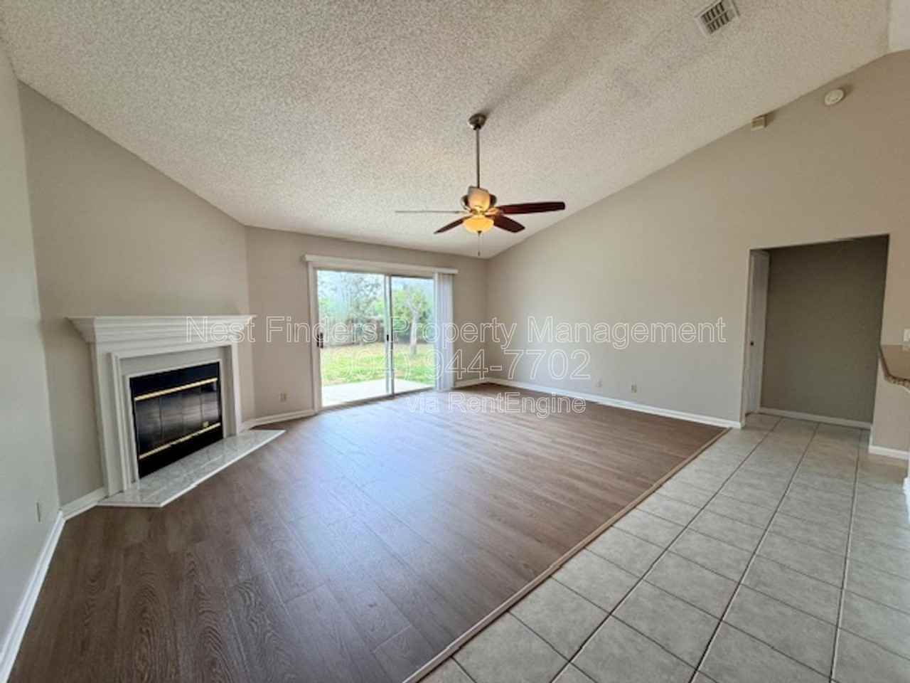 2094 Forest Gate Dr W - Photo 7 of 23