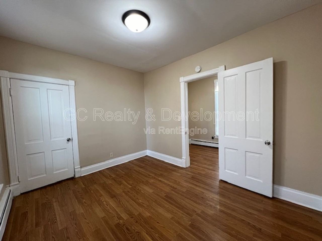 411 Wellington Ave #2 - Photo 7 of 16