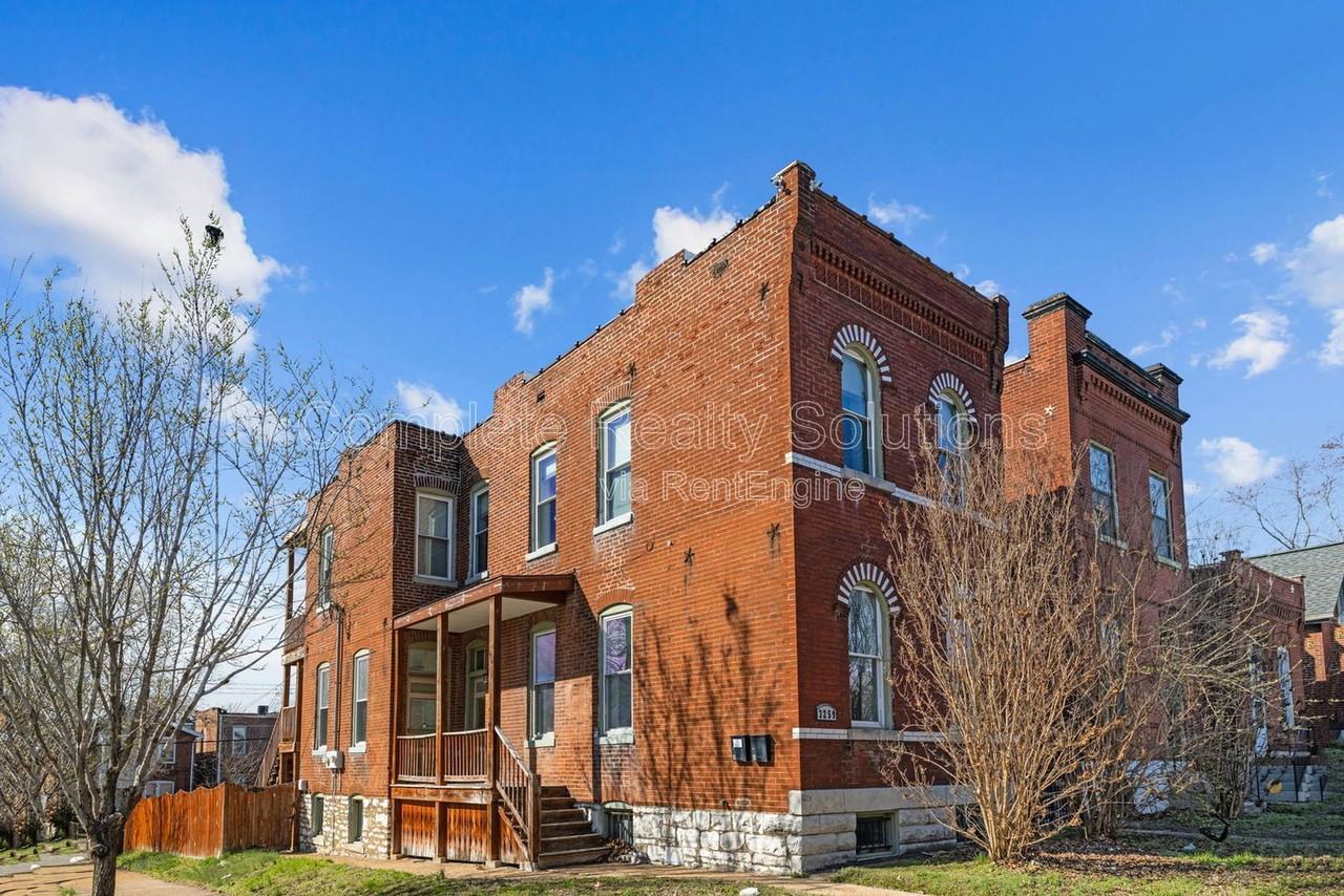 3259 Minnesota Ave #1F - Photo 3 of 22