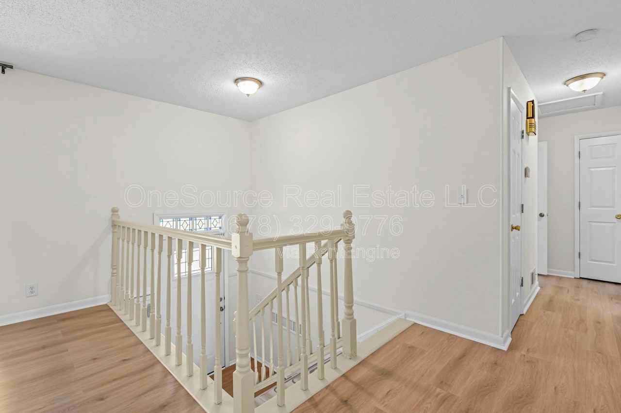 4410 Carrollwood Dr - Photo 6 of 39