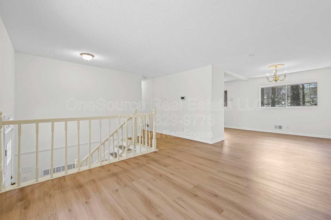 4410 Carrollwood Dr - Photo 7 of 39